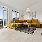 Isbiorn - 300m From The Sea By Interhome